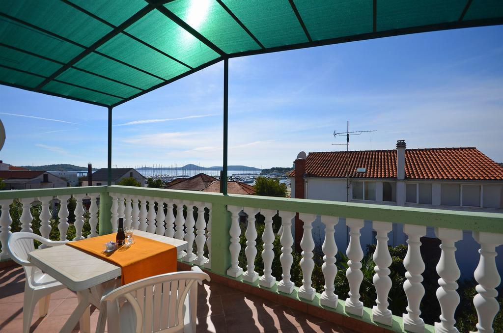 Apartments Nada Vodice Eksteriør bilde