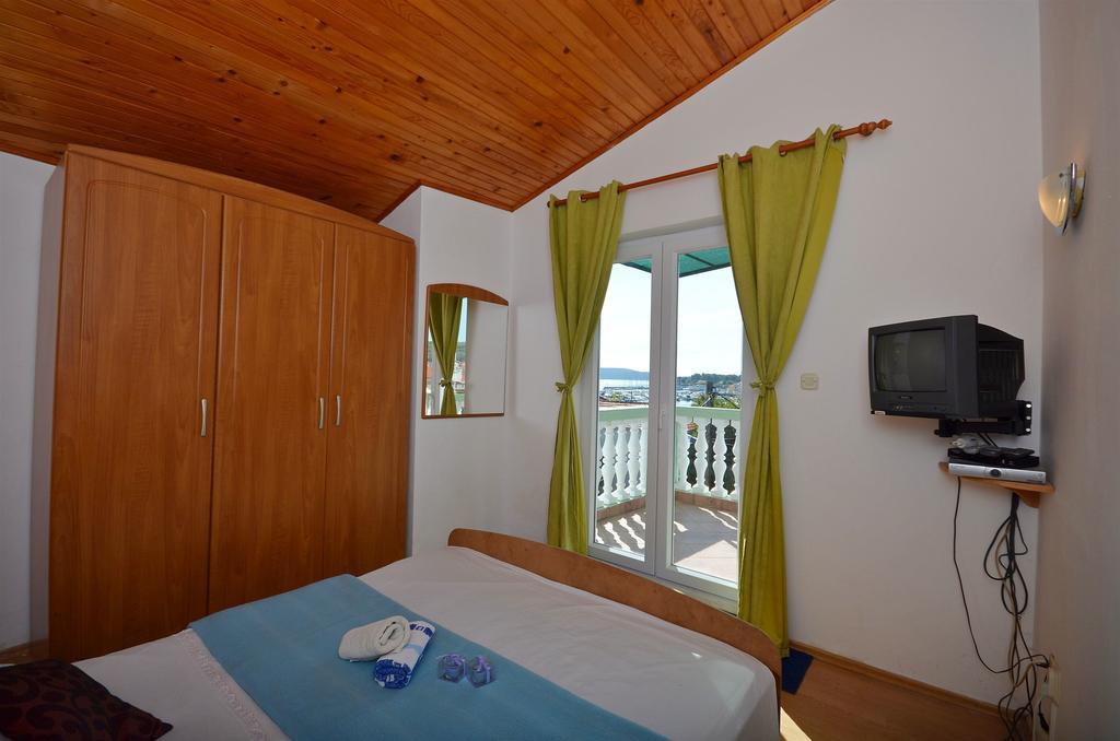 Apartments Nada Vodice Eksteriør bilde