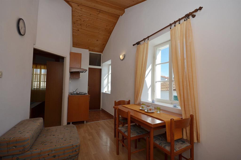 Apartments Nada Vodice Eksteriør bilde